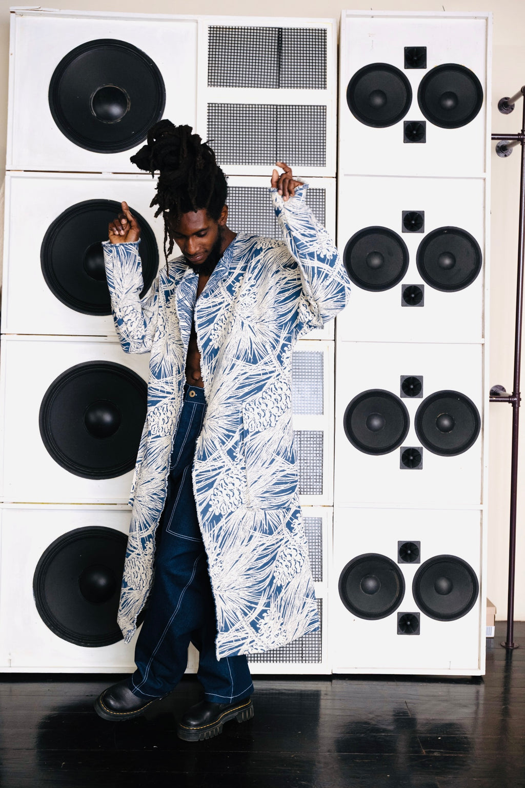 THE BUSH DOCTOR — WOVEN LAB COAT